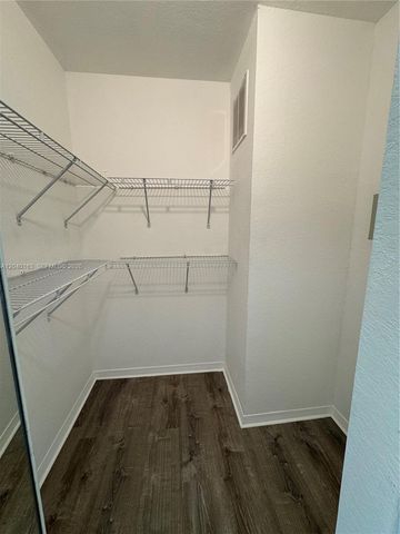 8936 W Flagler Street 201, Miami, FL 33174