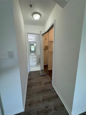 8936 W Flagler Street 201, Miami, FL 33174