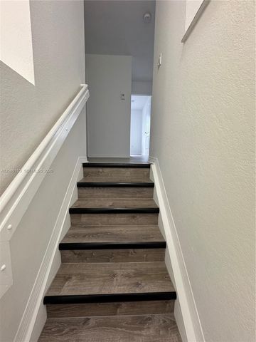 8936 W Flagler Street 201, Miami, FL 33174