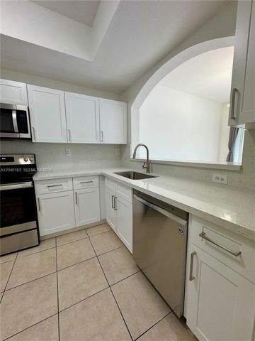 8936 W Flagler Street 201, Miami, FL 33174