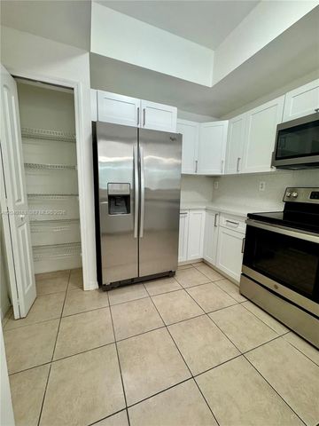 8936 W Flagler Street 201, Miami, FL 33174