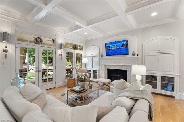 5445 Brookberry Farm Road, Winston-salem, NC 27106