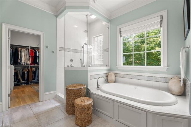 5445 Brookberry Farm Road, Winston-salem, NC 27106