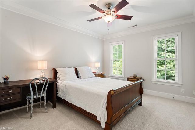 5445 Brookberry Farm Road, Winston-salem, NC 27106