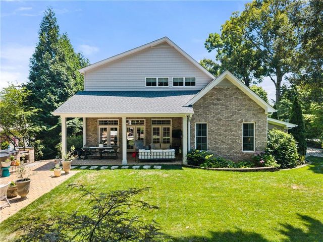 5445 Brookberry Farm Road, Winston-salem, NC 27106