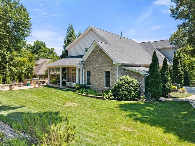 5445 Brookberry Farm Road, Winston-salem, NC 27106