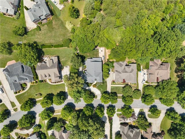 5445 Brookberry Farm Road, Winston-salem, NC 27106