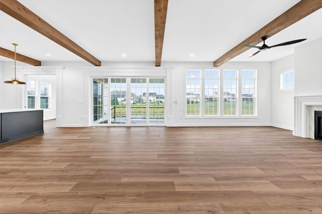 3290 Briarwood Lane, Lewis Center, OH 43035