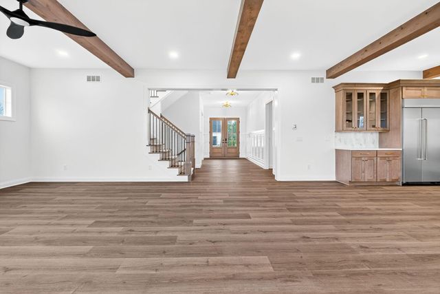 3290 Briarwood Lane, Lewis Center, OH 43035