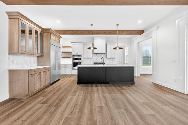 3290 Briarwood Lane, Lewis Center, OH 43035