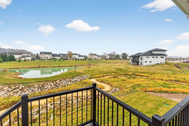 3290 Briarwood Lane, Lewis Center, OH 43035