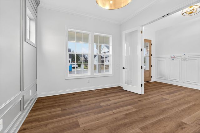 3290 Briarwood Lane, Lewis Center, OH 43035