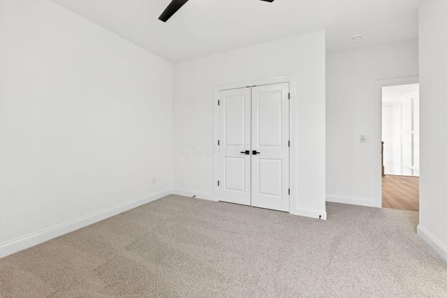 3290 Briarwood Lane, Lewis Center, OH 43035