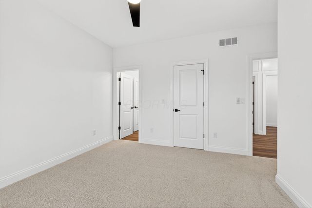 3290 Briarwood Lane, Lewis Center, OH 43035