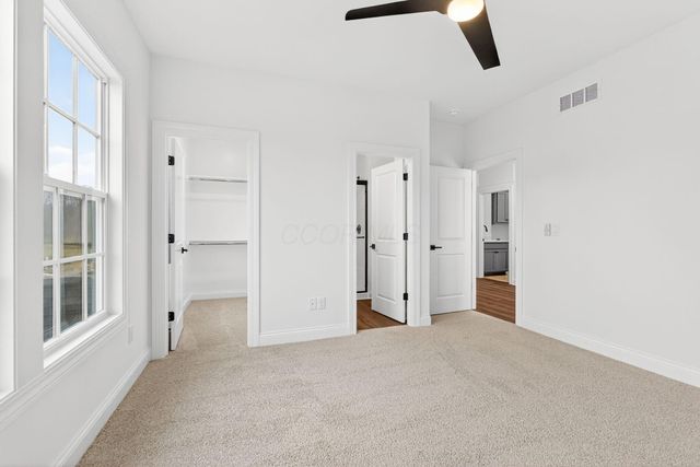 3290 Briarwood Lane, Lewis Center, OH 43035