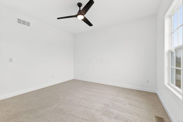 3290 Briarwood Lane, Lewis Center, OH 43035