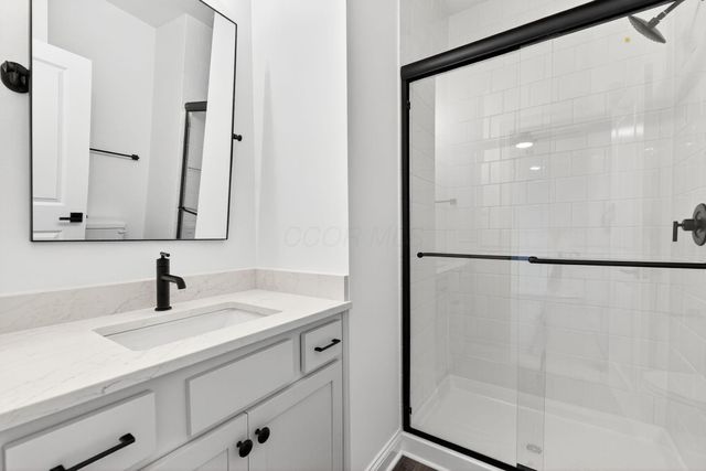 3290 Briarwood Lane, Lewis Center, OH 43035