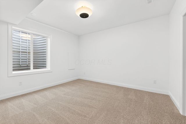 3290 Briarwood Lane, Lewis Center, OH 43035