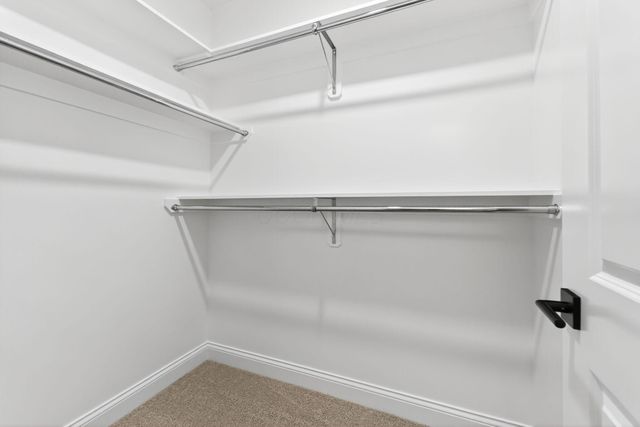 3290 Briarwood Lane, Lewis Center, OH 43035