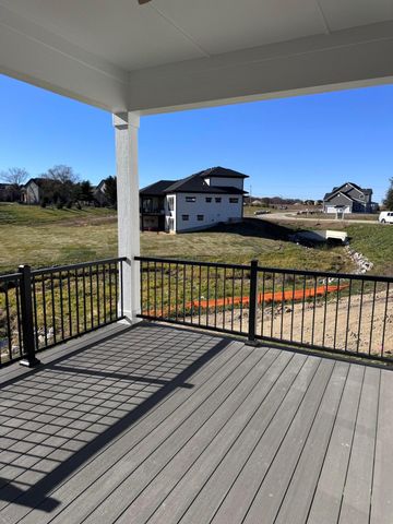 3290 Briarwood Lane, Lewis Center, OH 43035