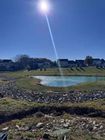 3290 Briarwood Lane, Lewis Center, OH 43035