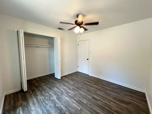 213 Glenhaven Drive, Azle, TX 76020