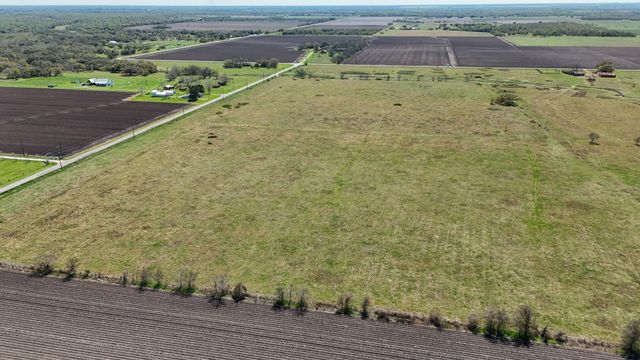 4439 Schultz Road, Damon, TX 77430