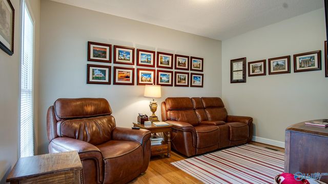102 Rockhaven Drive, Guntersville, AL 35976