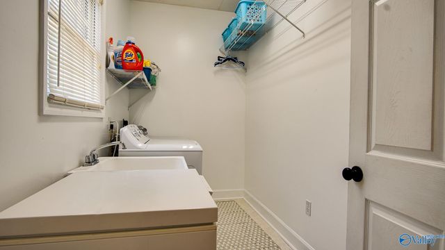 102 Rockhaven Drive, Guntersville, AL 35976