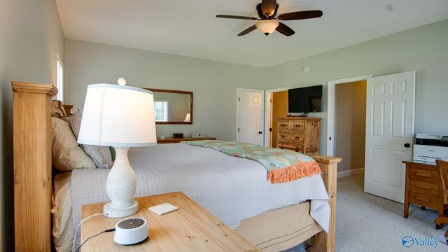 102 Rockhaven Drive, Guntersville, AL 35976