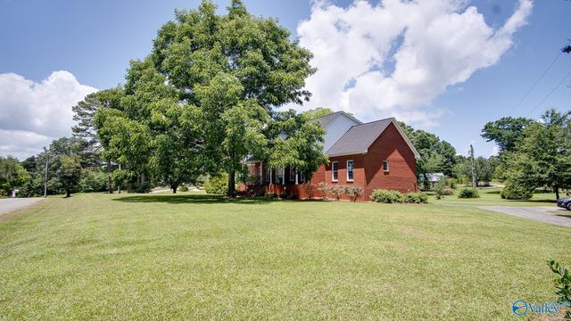 102 Rockhaven Drive, Guntersville, AL 35976