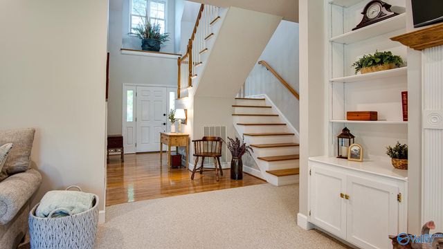 102 Rockhaven Drive, Guntersville, AL 35976