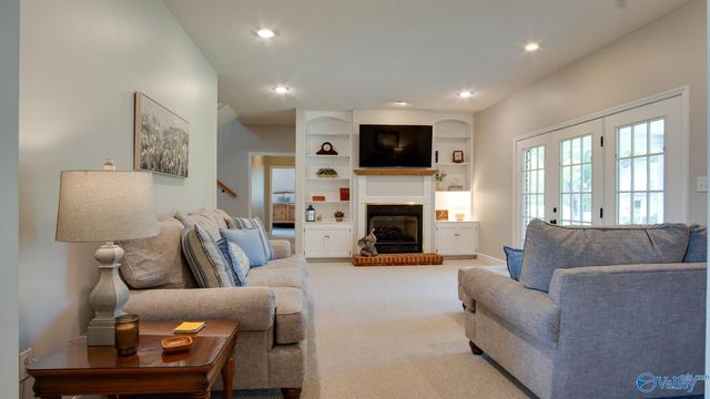 102 Rockhaven Drive, Guntersville, AL 35976