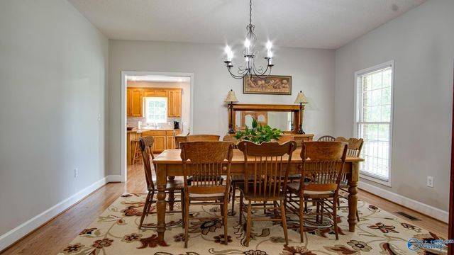 102 Rockhaven Drive, Guntersville, AL 35976
