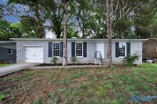 3110 Delia Lane NW, Huntsville, AL 35810