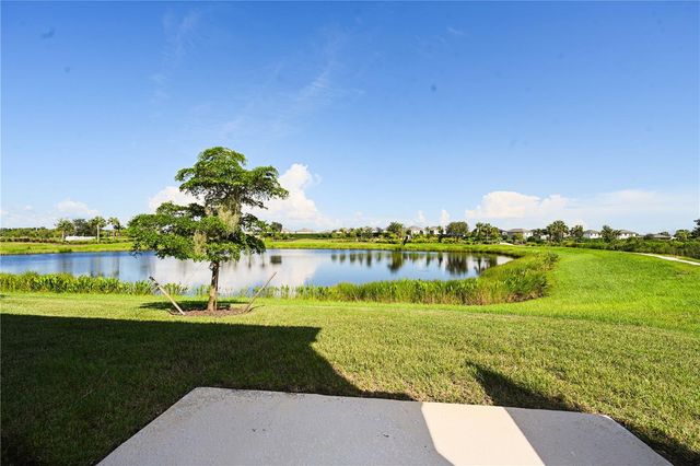 8644 LUNAR SKYE STREET, Sarasota, FL 34241