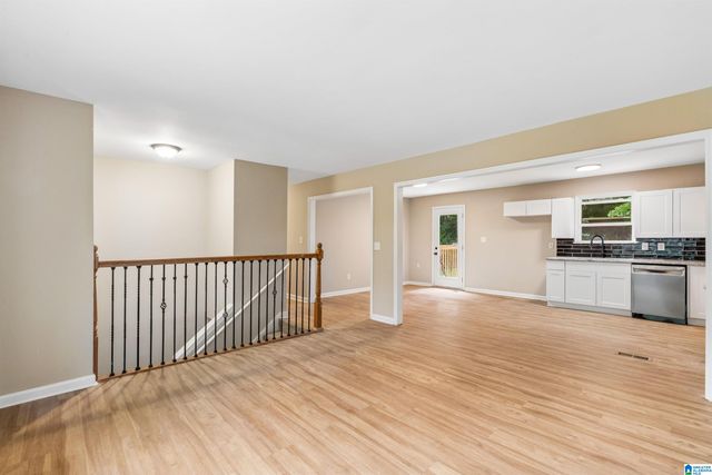 112 SILVERLEAF DRIVE, Trussville, AL 35173