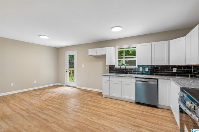 112 SILVERLEAF DRIVE, Trussville, AL 35173