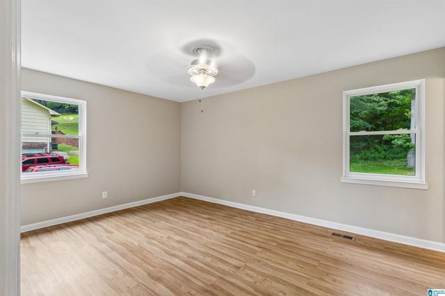 112 SILVERLEAF DRIVE, Trussville, AL 35173