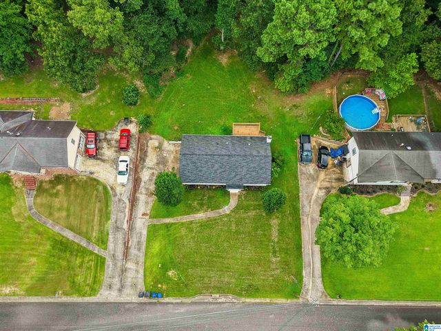 112 SILVERLEAF DRIVE, Trussville, AL 35173