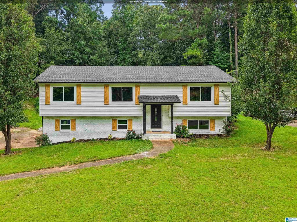 112 SILVERLEAF DRIVE, Trussville, AL 35173