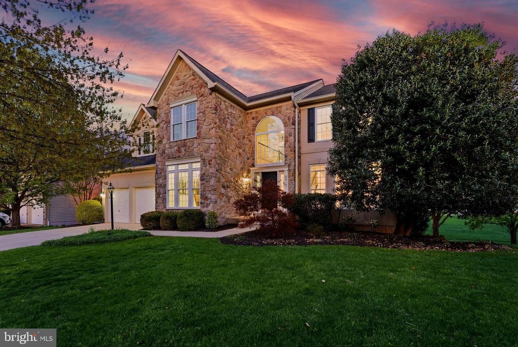 43181 CARDSTON PL, Leesburg, VA 20176