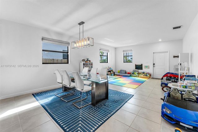 13383 SW 285th St, Homestead, FL 33033