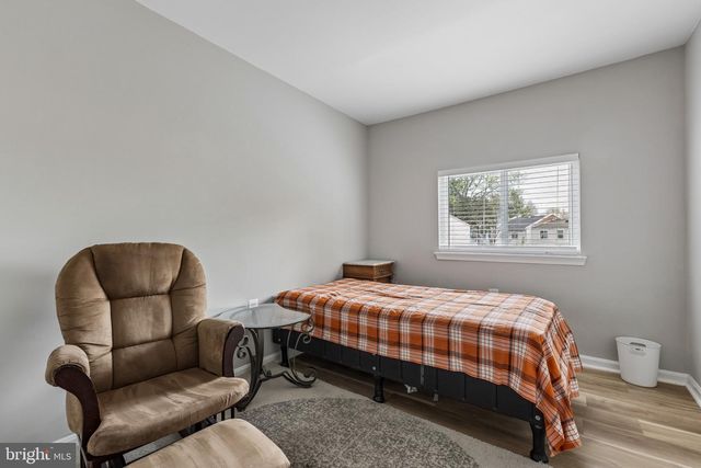7974 COMMUNITY DR, Manassas, VA 20109