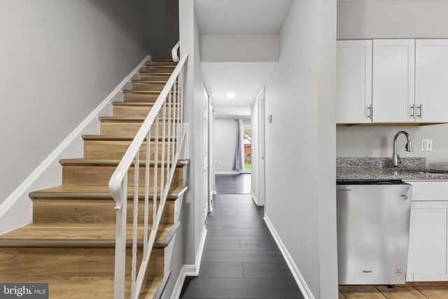 7974 COMMUNITY DR, Manassas, VA 20109