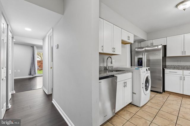 7974 COMMUNITY DR, Manassas, VA 20109