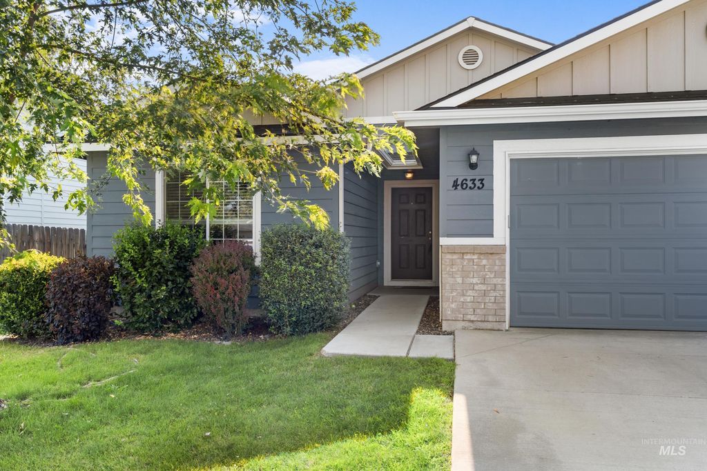 4633 N Dyver, Meridian, ID 83642 photo 1