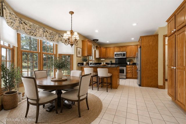 2715 Sleepy Hollow Drive, Portage, MI 49024