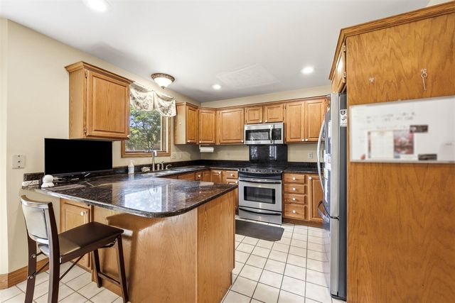 2715 Sleepy Hollow Drive, Portage, MI 49024