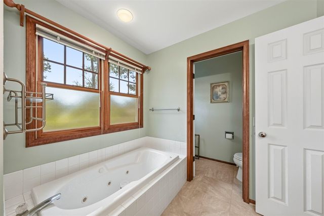 2715 Sleepy Hollow Drive, Portage, MI 49024
